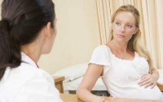 Oligohydramnios during pregnancy, causes, symptoms, treatment