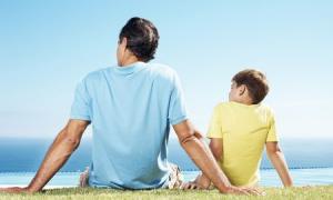 Cum să fii un tată mai bun pentru fiul tău