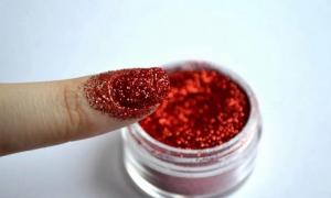 Recommendations for using glitter for nails and examples of manicure design